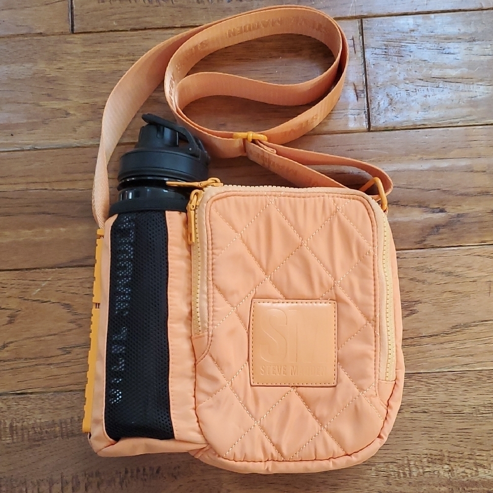 Steve Madden Bavia Water bottle Crossbody Bag